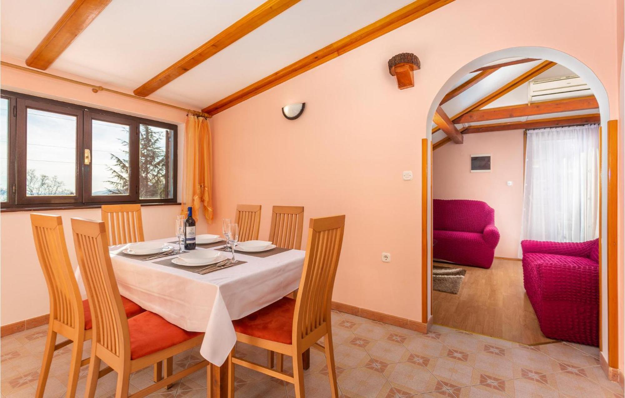Beautiful Apartment In Matulji With Wifi Exterior photo